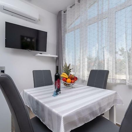 Apartman Niksi Trogir Exteriör bild