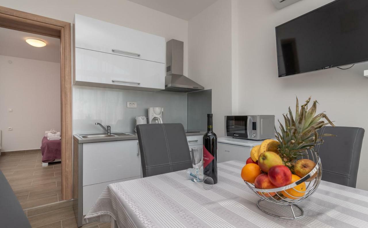 Apartman Niksi Trogir Exteriör bild