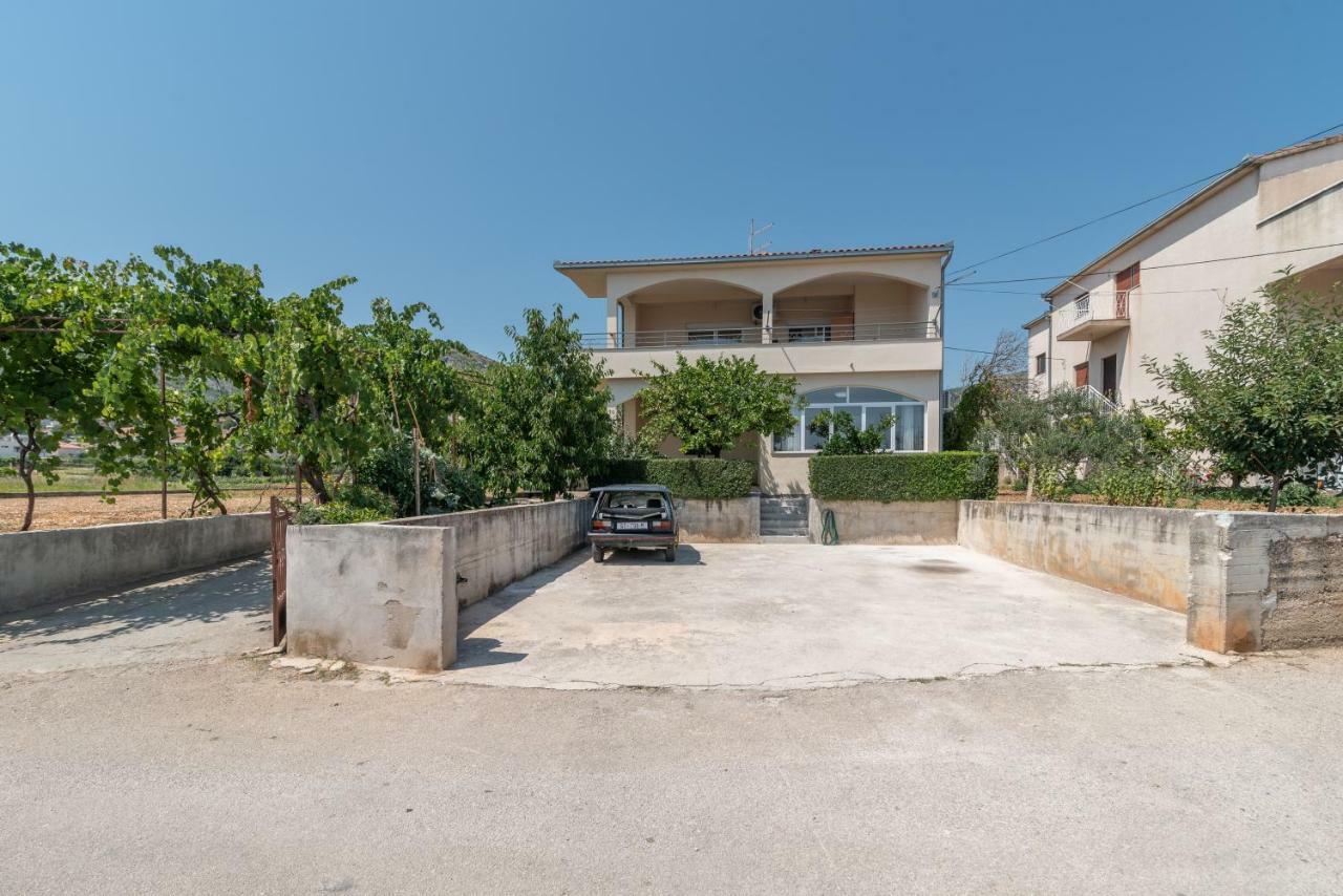 Apartman Niksi Trogir Exteriör bild